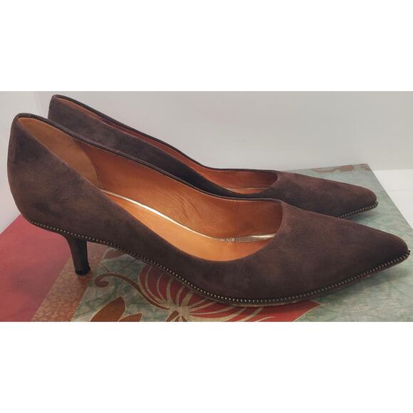 Givenchy Shoe Dark Brown Suede Pointed Toe Kitten Heel Pumps Sz 38 US 8 Designer - Picture 1 of 10
